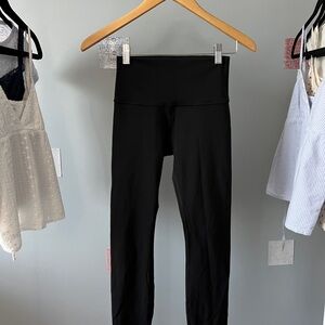 Black lulu wunder under leggings